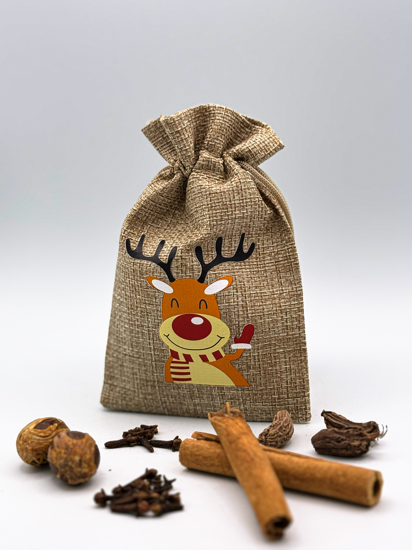 Tulsi Elachi Chai (8 cups) Christmas edition